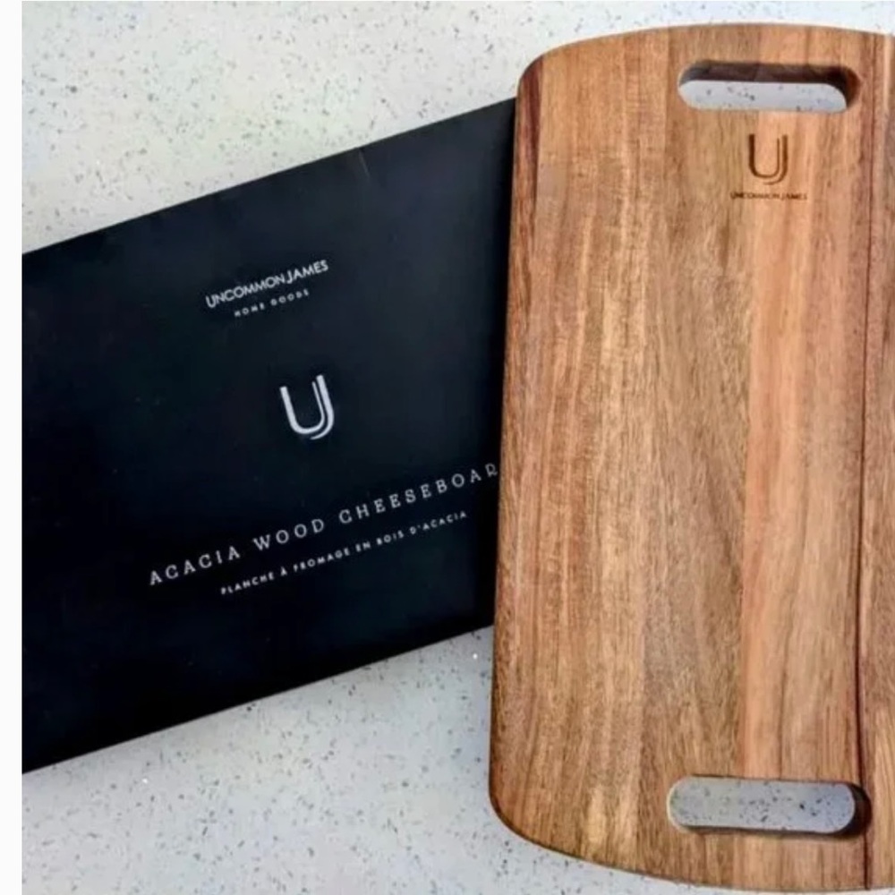 NIB Uncommon James Acacia solid Wood Cheeseboard